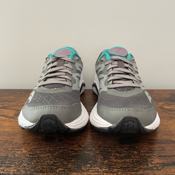 Saucony Powergrid Linchpin Women's Size 5 Running Shoes Gray Trainers Sneakers - Picture 2 of 10